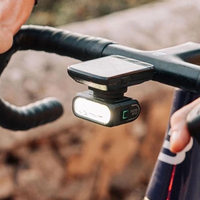 svetlo-hori-900-predne-7f-usb-cierne-d3